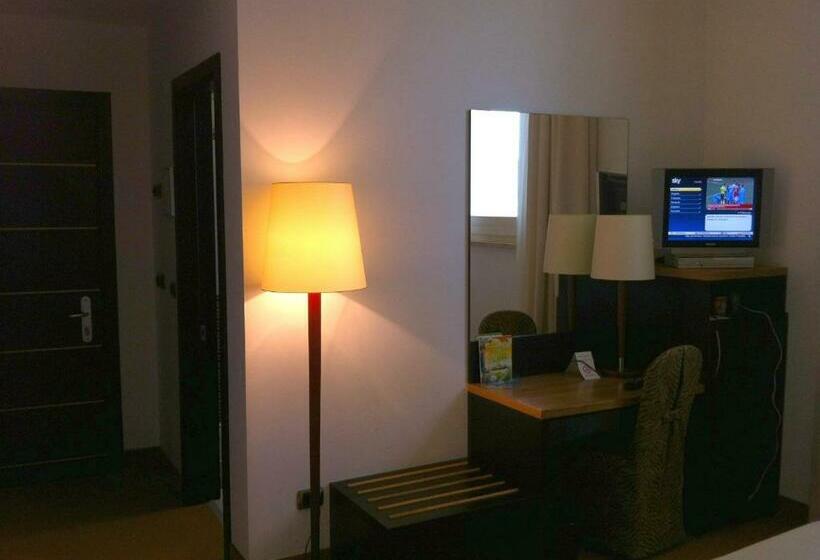 Quarto Estandar, Villa Alessandra