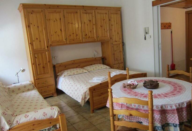 استودیوی استاندارد, Residence Delapierre