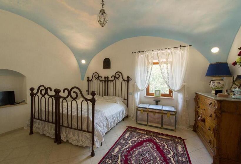 اتاق لوکس سه تخته, Agriturismo Masseria Pozzo