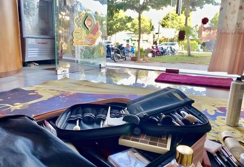اتاق استاندارد سه نفره, Khách Sạn Hằng Trang