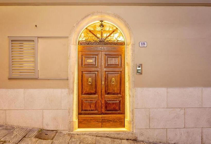 キングサイズベッドのスタンダードルーム, Palazzo Falcinelli Luxury Room In Montepulciano Center With Elevator