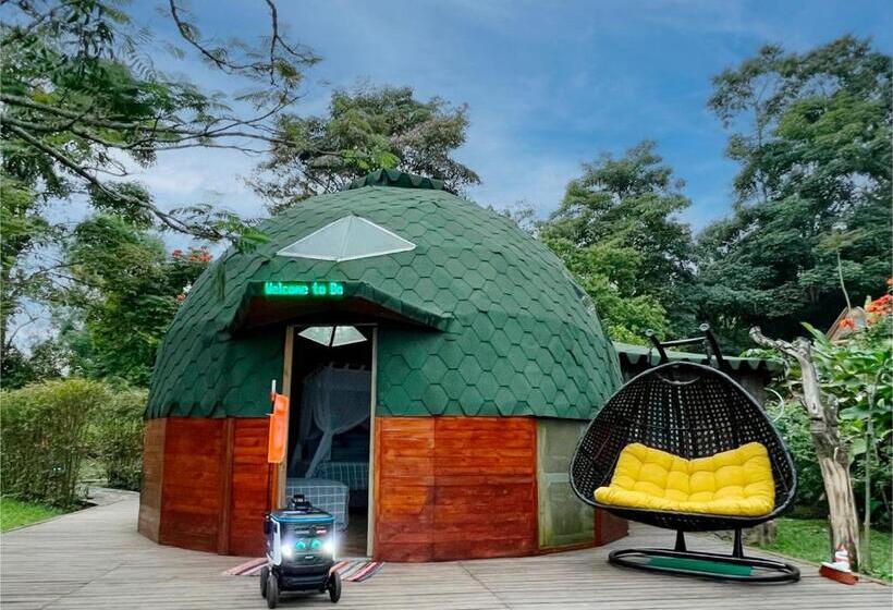 Номер Deluxe с Балконом, Boscaje Solarpunk Habitat