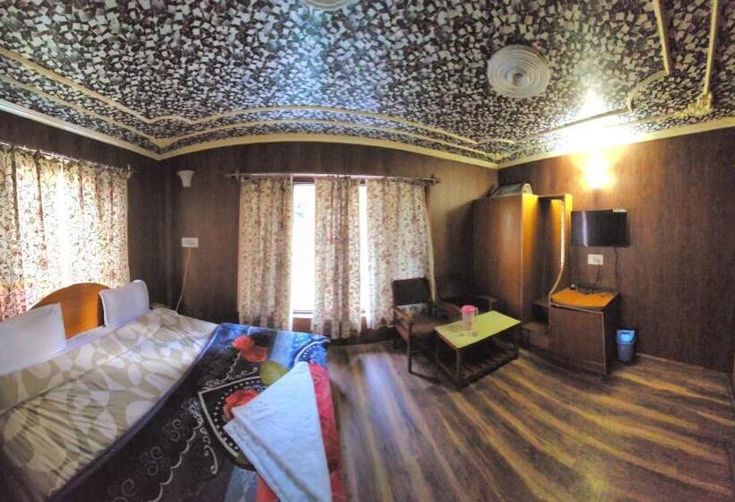Номер Стандарт, Zaafron Resort