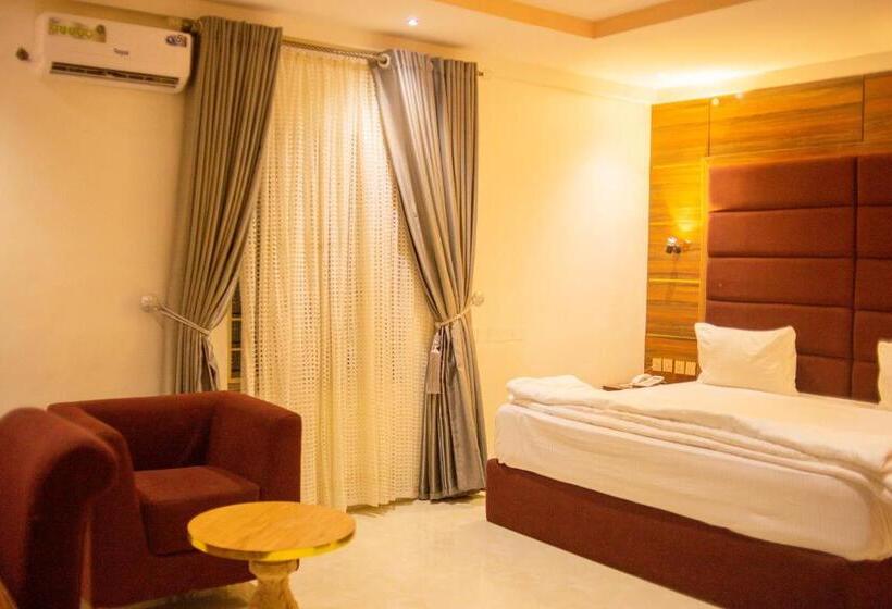 اتاق لوکس خانوادگی, Jimaco Hotels And Suites