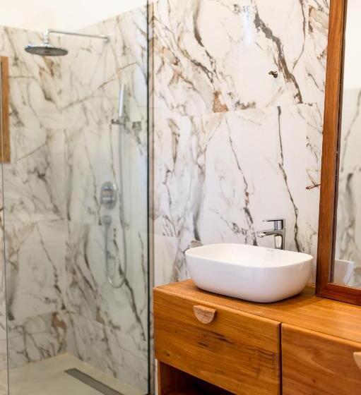آپارتمان 1 خوابه با چشم‌انداز دریا, Just Heaven Apartments