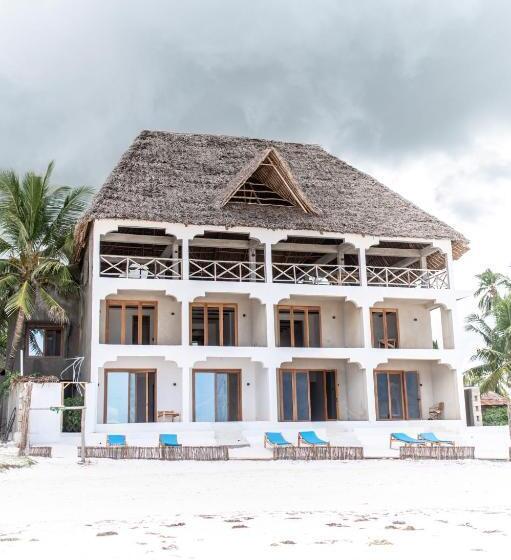 آپارتمان 1 خوابه با چشم‌انداز باغ, Just Heaven Apartments