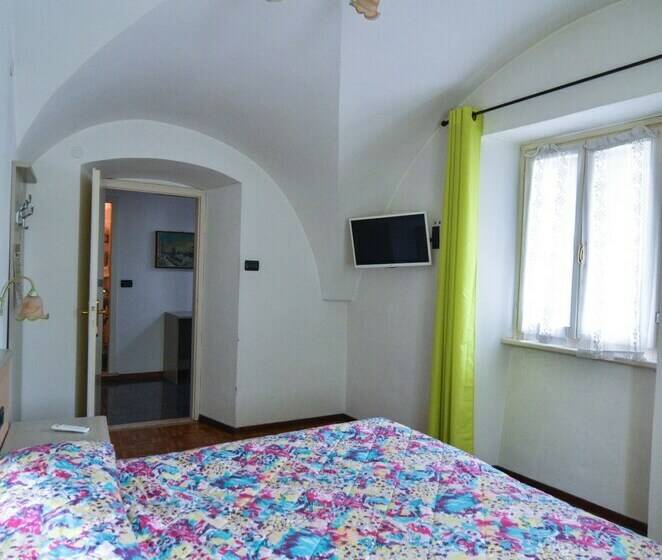 Номер Стандарт, Albergo Alla Costa