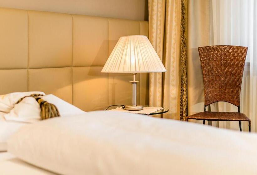 سوییت خانوادگی, Mühlbacherhof