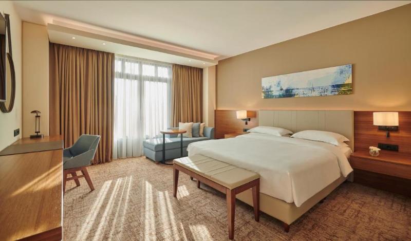 Президентский Люкс, Cherry Midtown