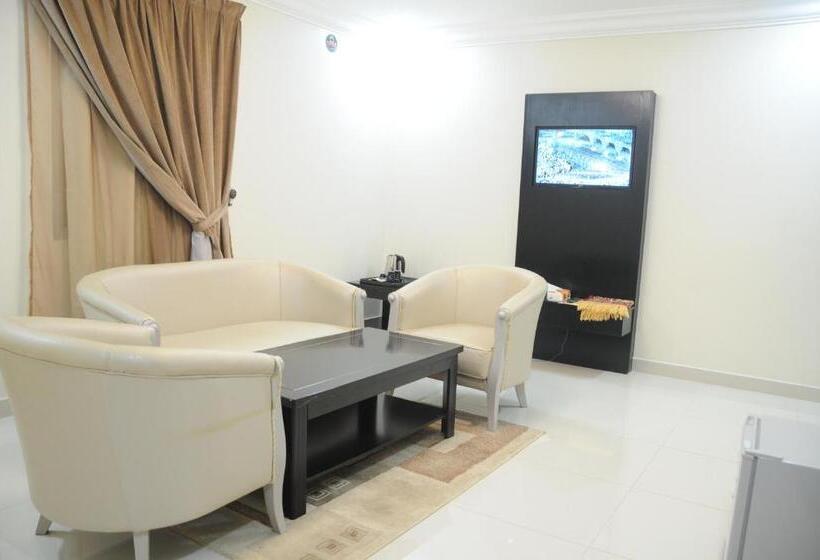 Люкс Deluxe Кровать Кинг, Hona Al Holm Furnished Units
