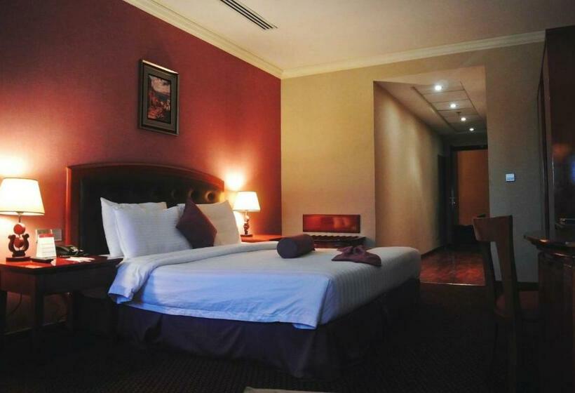 Номер Стандарт, Signature Al Khobar
