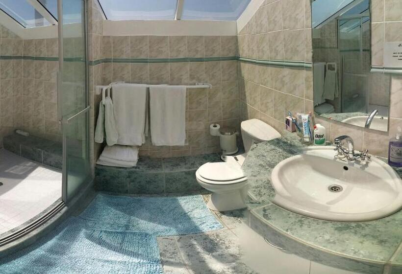 Семейный Номер Вид на Горы, Admiralty Bed & Breakfast
