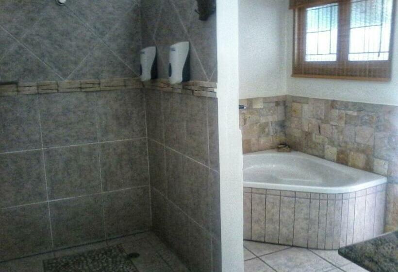 Номер Deluxe, Akidogo Guest House