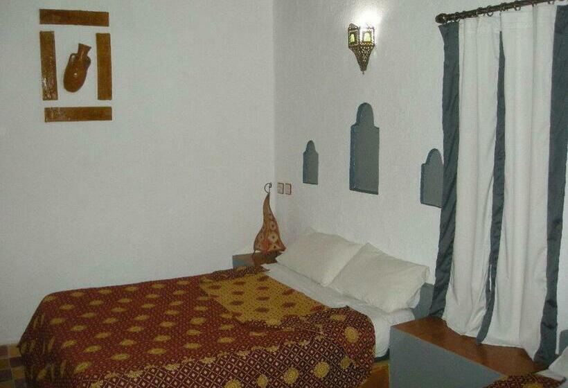 غرفة قياسية, Les Portes Du Desert