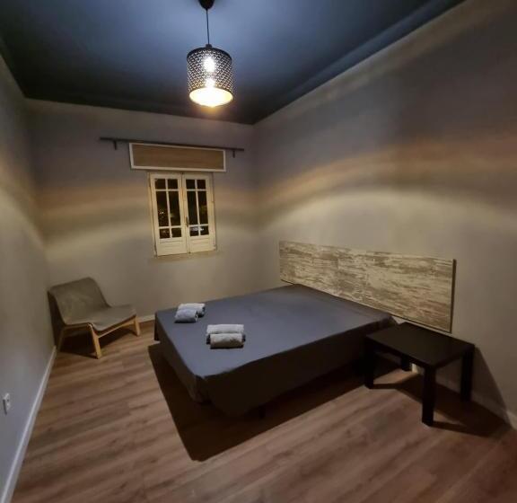 バス共有のスタンダードルーム, Hostel Da Estação