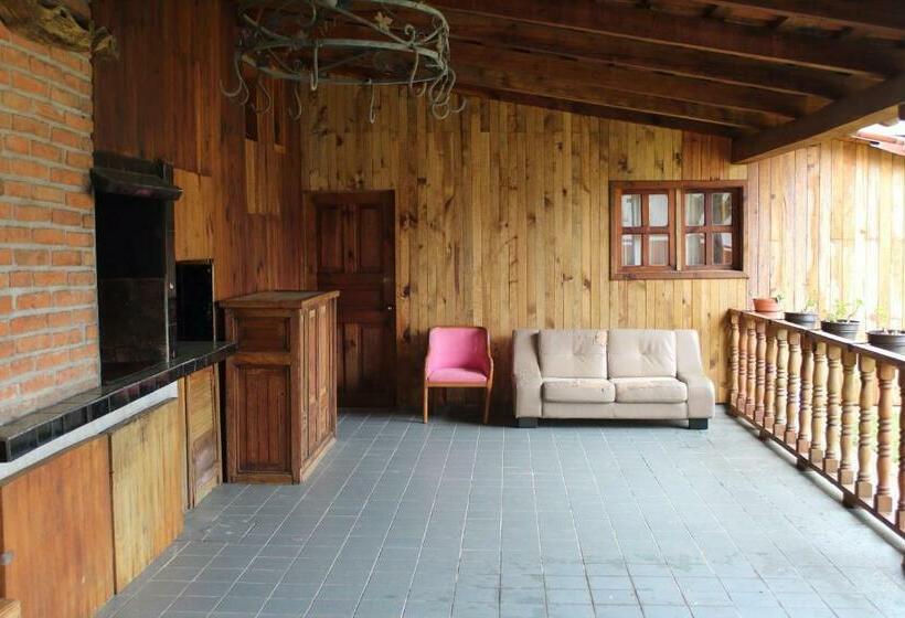 デラックスルーム, La Vieja Casona