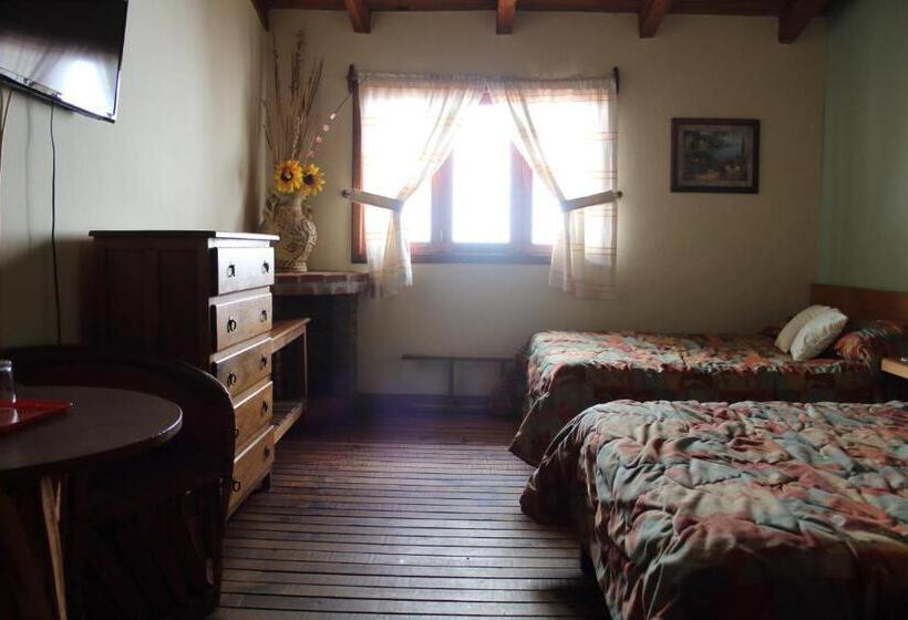 デラックスルーム, La Vieja Casona