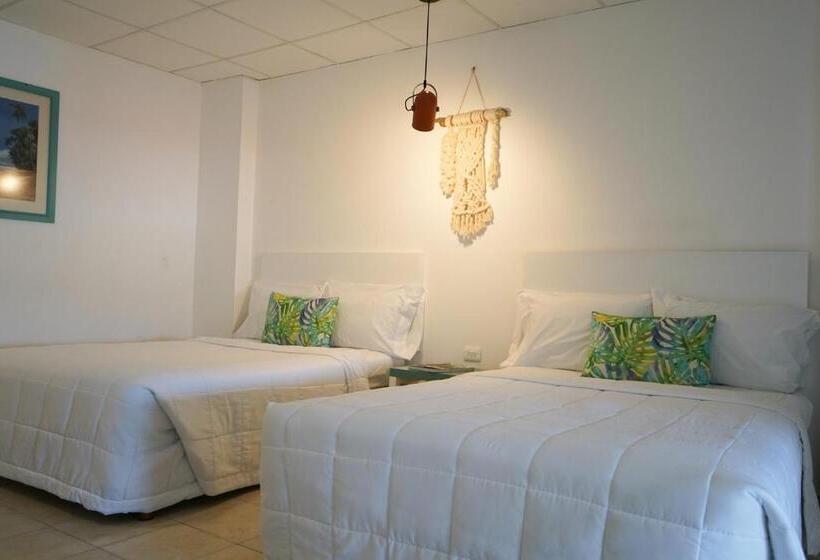 Chambre Standard Adaptée aux Personnes à Mobilité Réduite, & Suites Arges  Centro Chetumal
