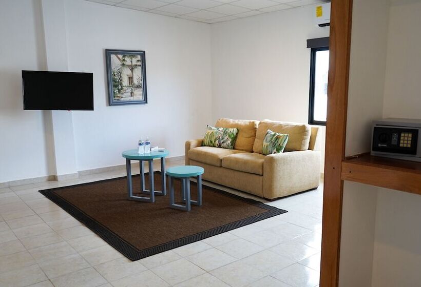 ファミリールーム, & Suites Arges  Centro Chetumal