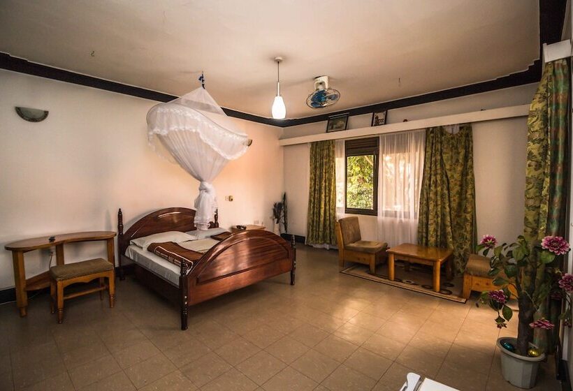 Standard Room, Ntinda Close Motel