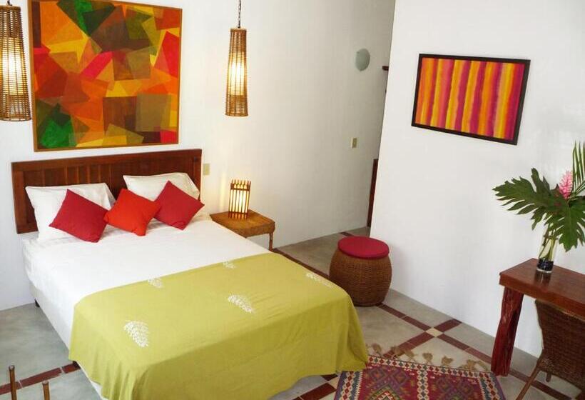 Номер Стандарт Вид на Сад, Togo B&b Farallon