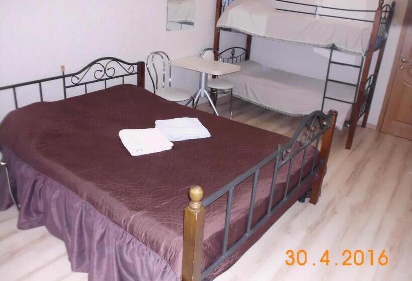 Quarto Quádruplo Estandar, Kharkov Citizen