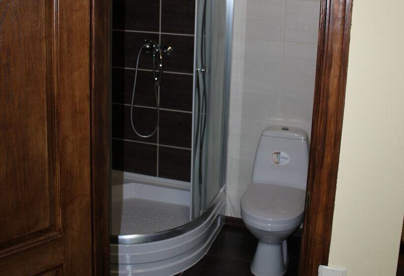 اتاق خانوادگی, Mini Hotel Ocean