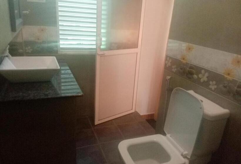Семейный Номер, Abha Villa