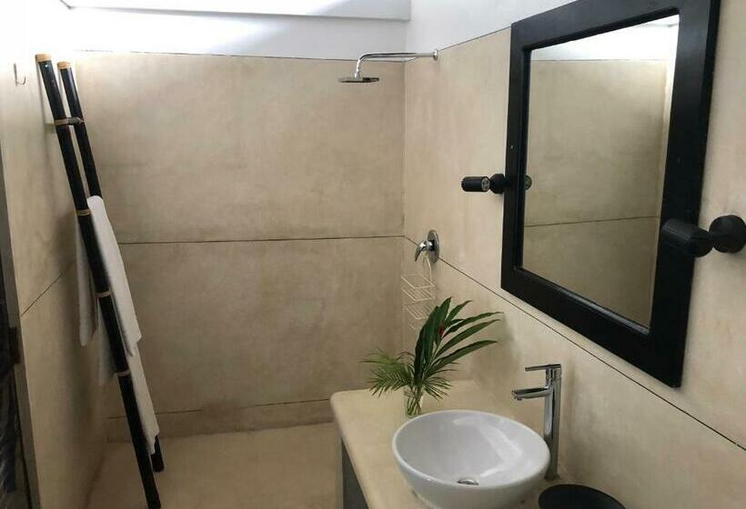 Номер Стандарт Вид на Море, Galle Henna Beach House