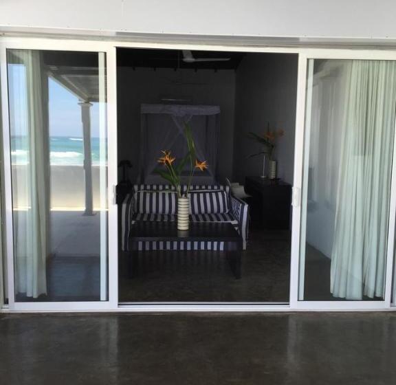 Вилла 1 Спальня Вид на Море, Galle Henna Beach House