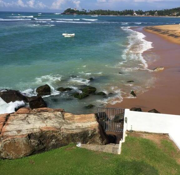 Вилла 1 Спальня Вид на Море, Galle Henna Beach House
