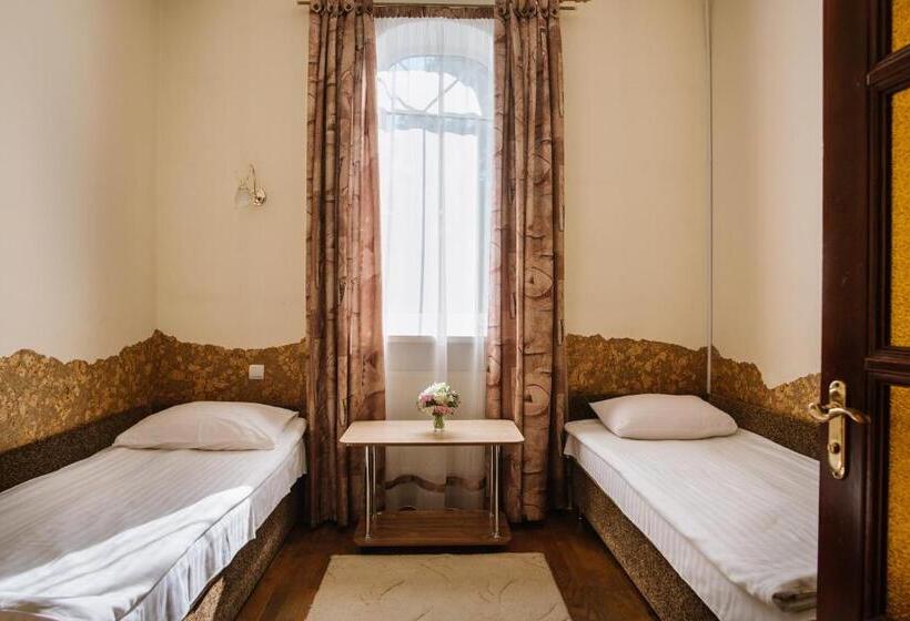 غرفة قياسية, Villa Victoria