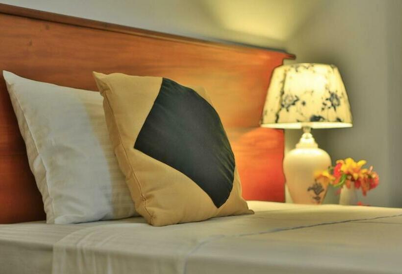 ویلای 1 خوابه, Passi Villa