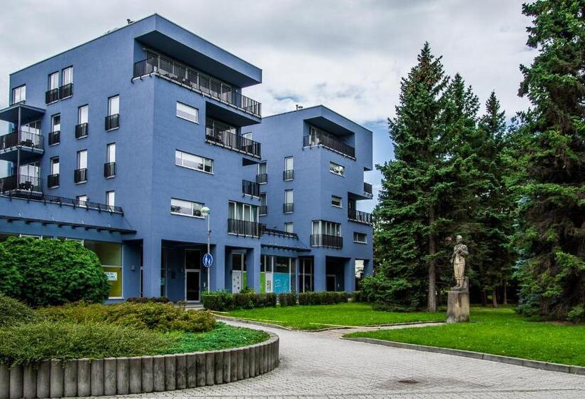 Апартаменты 1 Спальня, 99