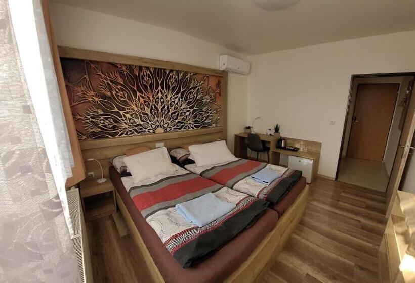 Номер Стандарт, Gól Prostějov