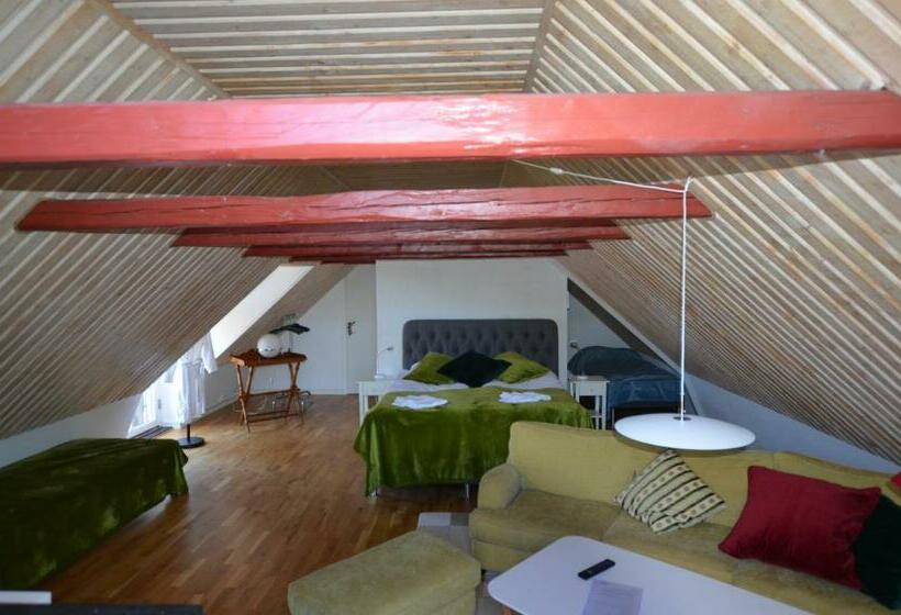 Номер Deluxe с Балконом, Killegården På Kivik