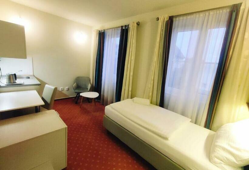 Апартаменты 1 Спальня, Brixen