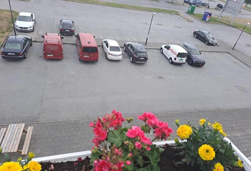 Семейный Номер, Motell Svinesundparken