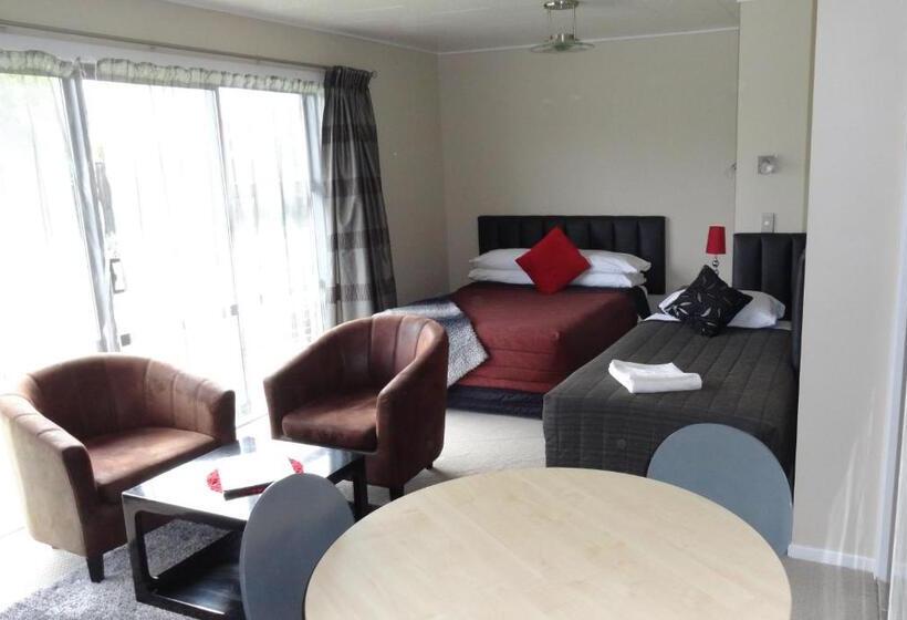 Семейный Номер, Aarburg Airport Motel