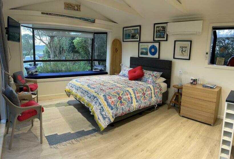디럭스 스튜디오, Absolute Beachfront B&b