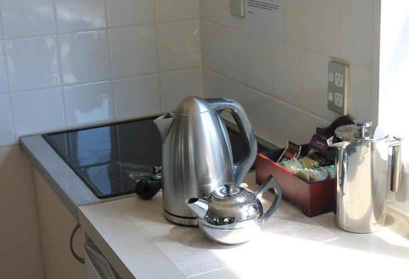 דירת חדר, Alpine Rose Motel