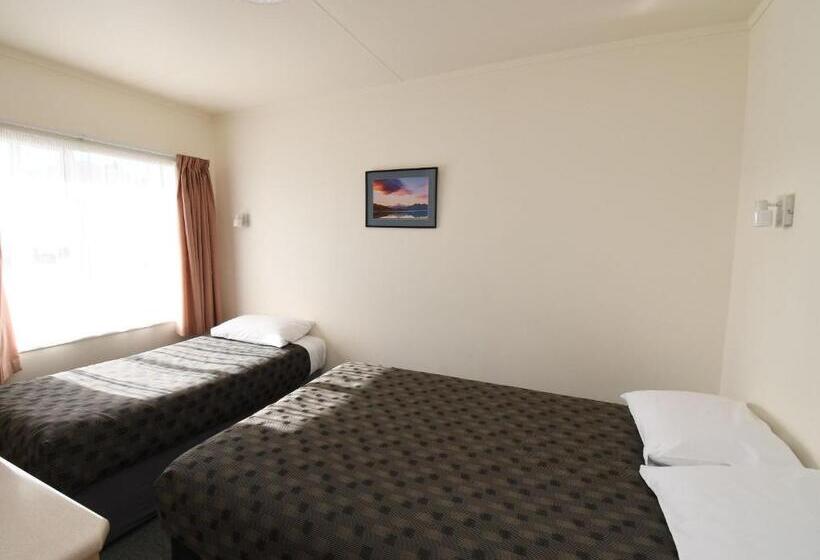 Апартаменты 2 Спальни, Avon Motel