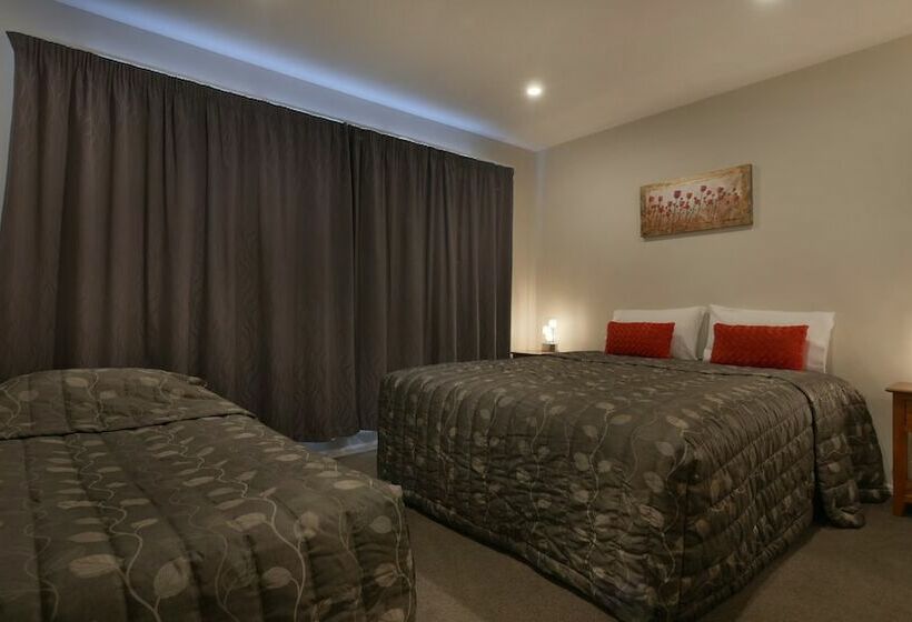 Люкс, Cashel Court Motel