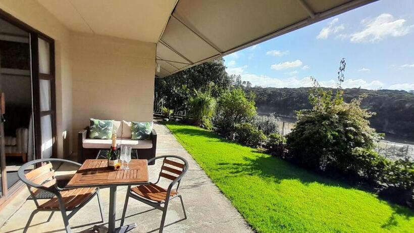 آپارتمان 1 خوابه همکف, Waterfalls Estate   Motel & Campground