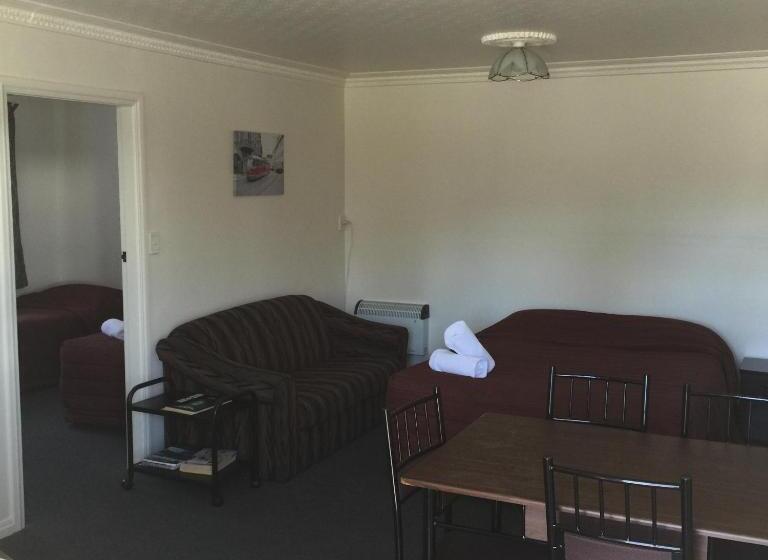 Апартаменты 1 Спальня, Ferry Motel