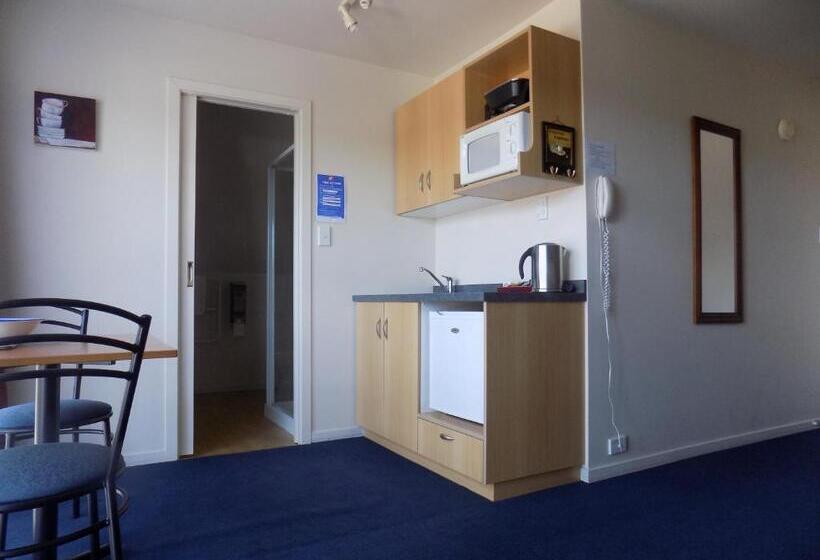 إستوديو قياسى سرير كينج, Garden City Motel
