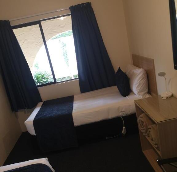آپارتمان 2 خوابه, Captains Quarters Motor Inn