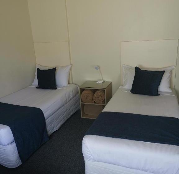 آپارتمان 2 خوابه, Captains Quarters Motor Inn