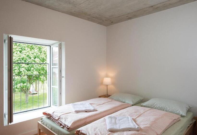 Номер Стандарт, Avenches Youth Hostel