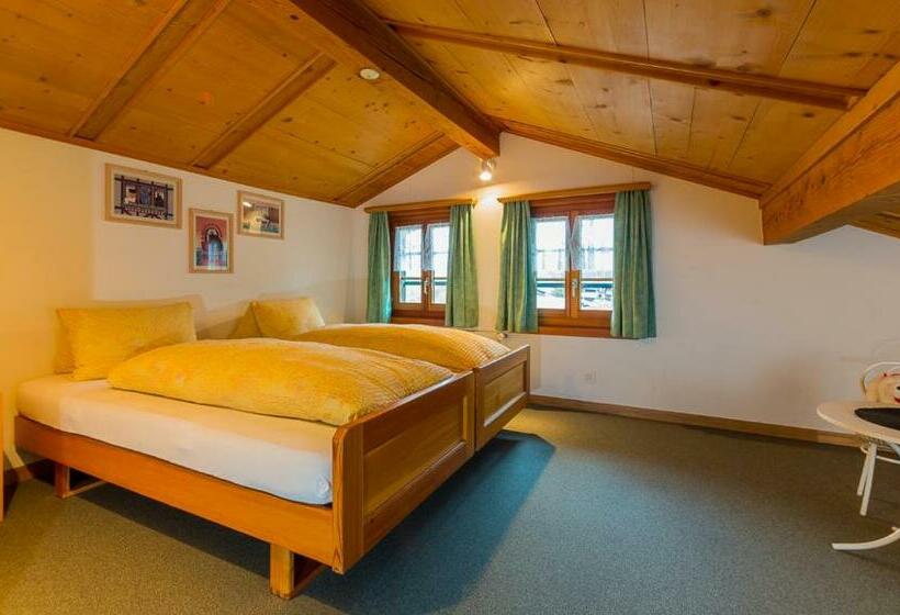 Семейный Номер, Swiss Lodge Joopi